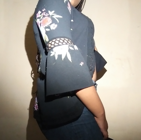 Jacket/pullover - Picture 3 of 6